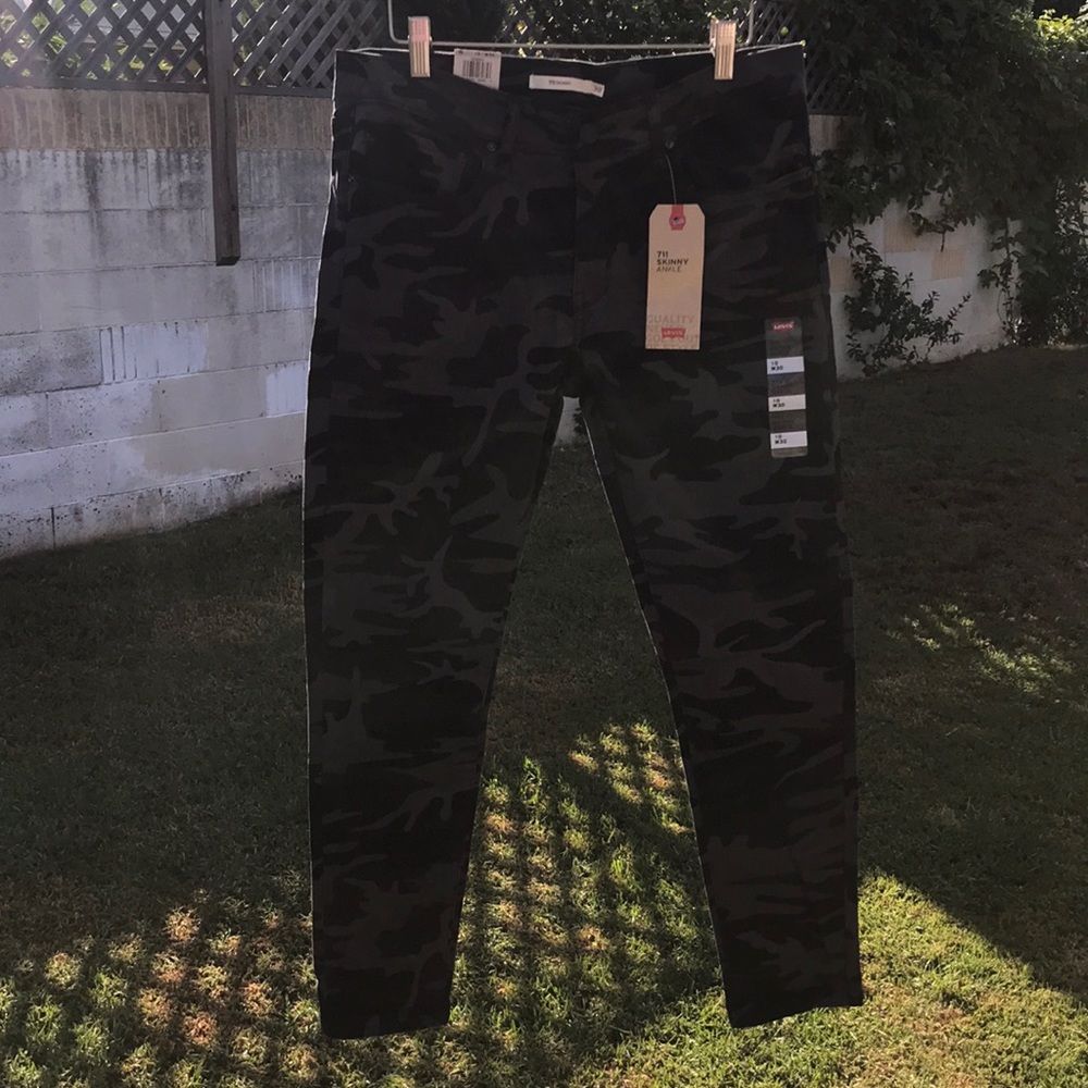 NWT Levi’s 711 Skinny Ankle Jeans 10 / 30 Camo - Picture 11 of 13